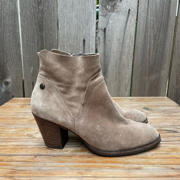 Paul Green Nora Hydro Bootie Womens 8 Tan Suede Stacked Heel Zip Boot - Picture 5 of 16